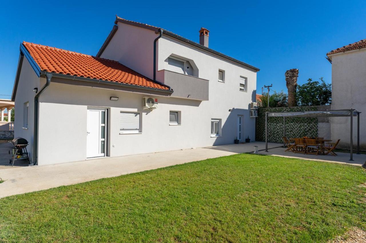 Apartmani Dmarie Privlaka  Exterior photo